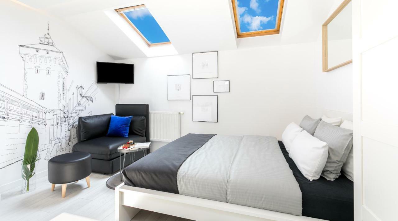 Terminal Krakow - Studio Apartments Next To The Main Square Esterno foto