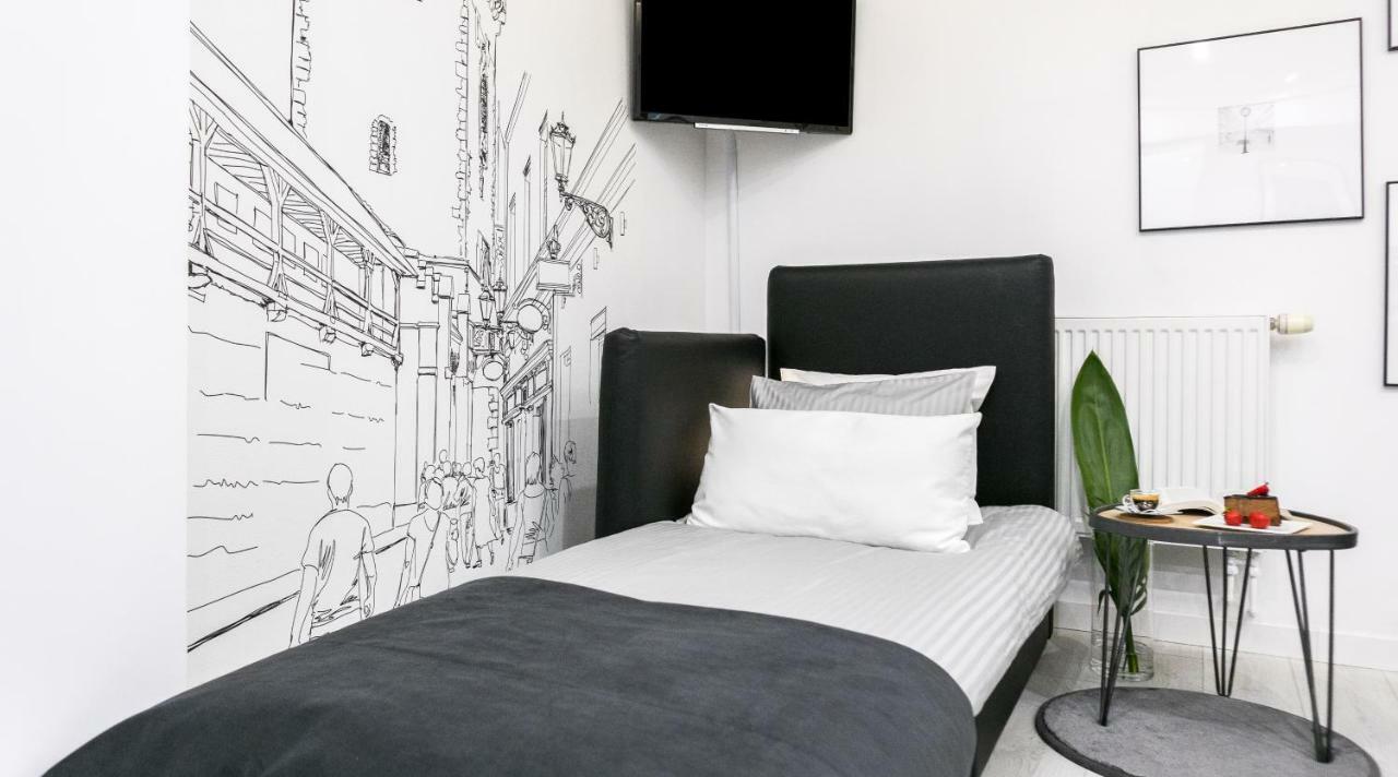 Terminal Krakow - Studio Apartments Next To The Main Square Esterno foto